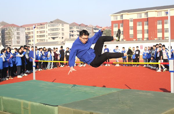 afafdf224dfbc45cc7774ec2b3b970d_副本.jpg