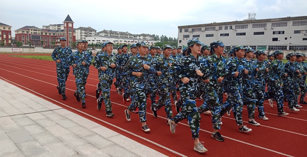 衔接1班_副本.jpg 衔接1班_副本.jpg