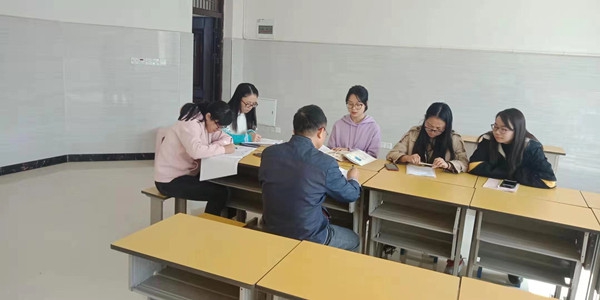 4b0d5e8c5cb43d4df9f4f6d7186450f_副本.jpg 4b0d5e8c5cb43d4df9f4f6d7186450f_副本.jpg