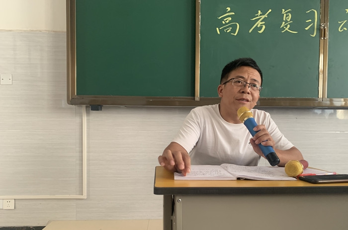 鲍_副本.jpg 鲍_副本.jpg