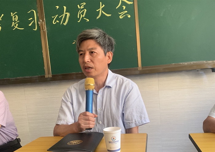 胡_副本.jpg 胡_副本.jpg